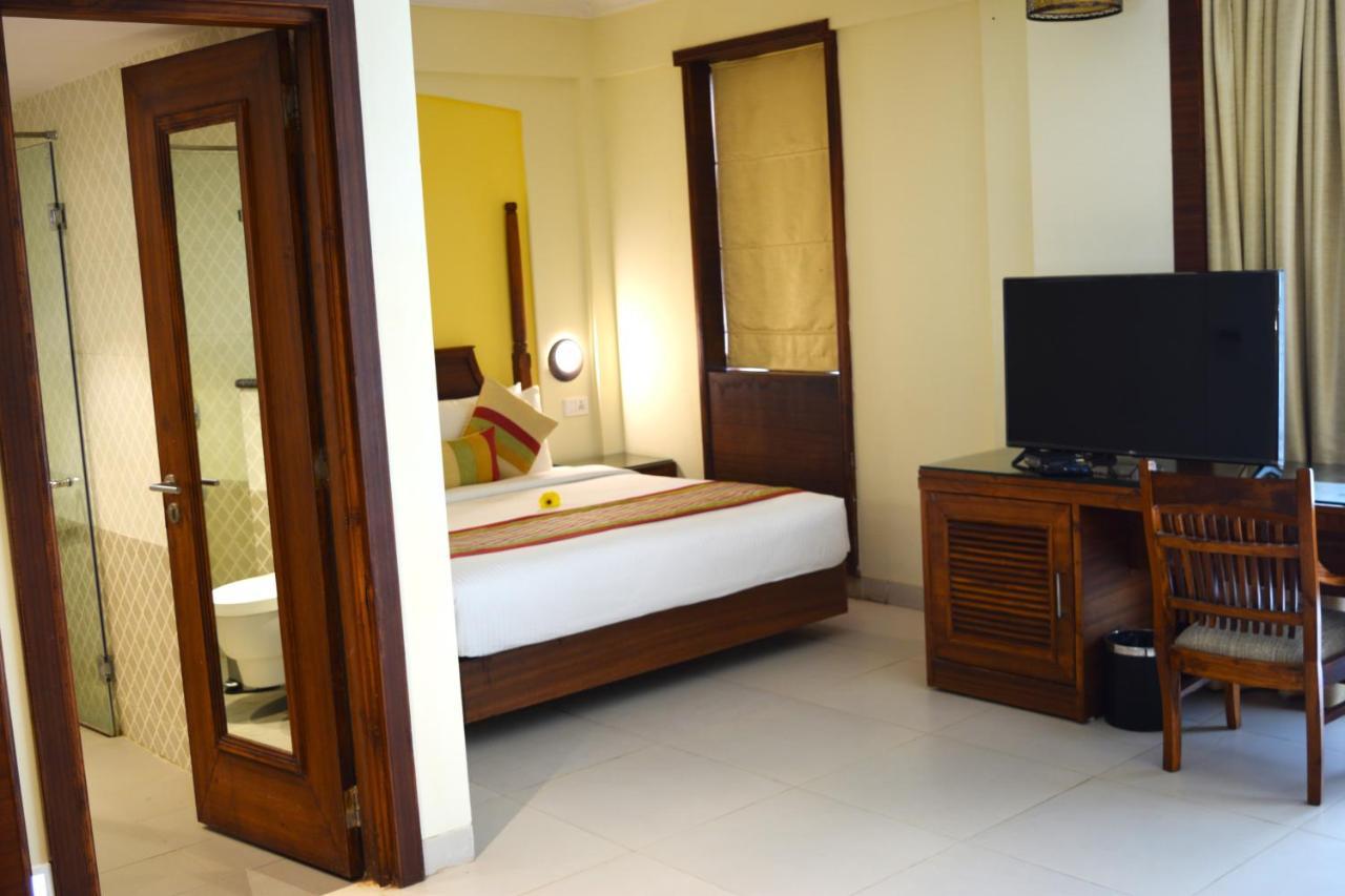 Sea Breeze Max Resort & Spa Margao Exterior foto