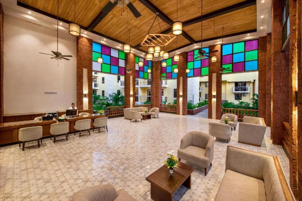 Sea Breeze Max Resort & Spa Margao Exterior foto