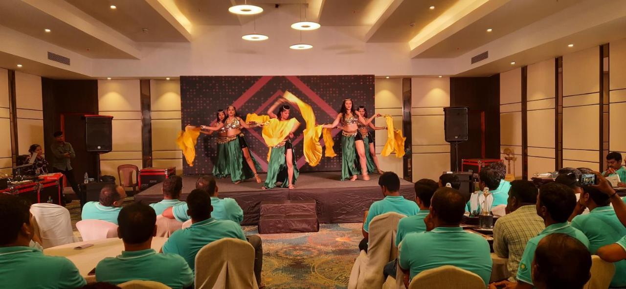 Sea Breeze Max Resort & Spa Margao Exterior foto